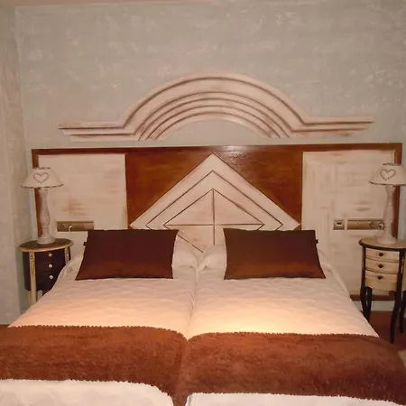 게스트하우스 La Torre De Isla &