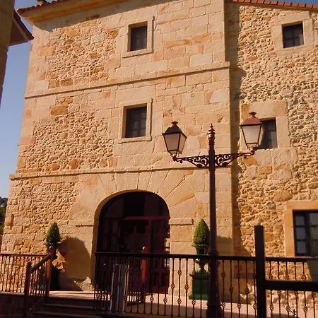 게스트하우스 La Torre De Isla &