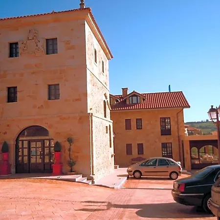 La Torre De Isla & Pensjonat 4*