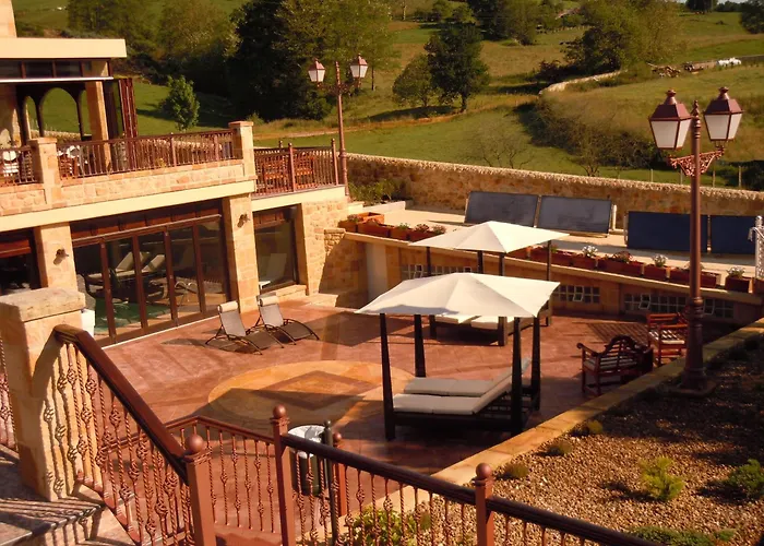 La Torre De Isla & 4*