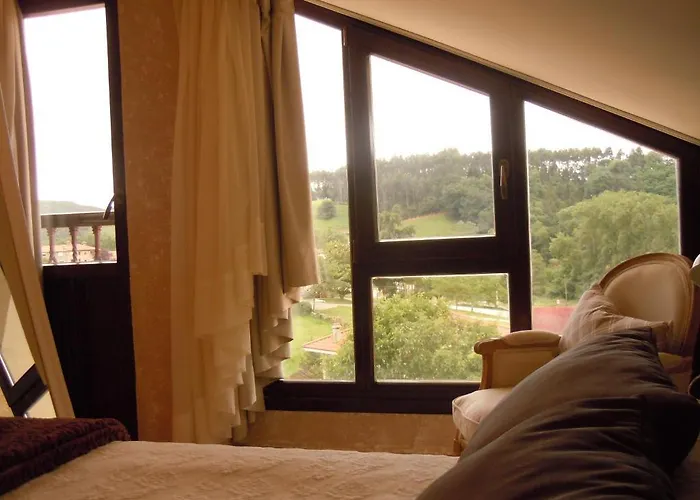 Pensjonat La Torre De Isla & 4*